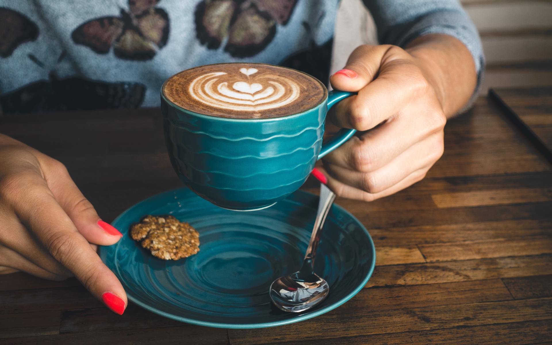 Coffee vs. Tea: What Should You Order at D Cafe?